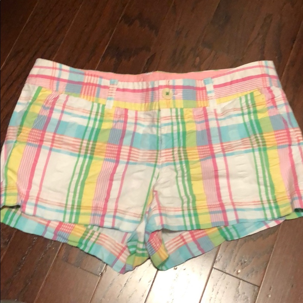 Lilly Pulitzer - shorts - great condition - sz 8
